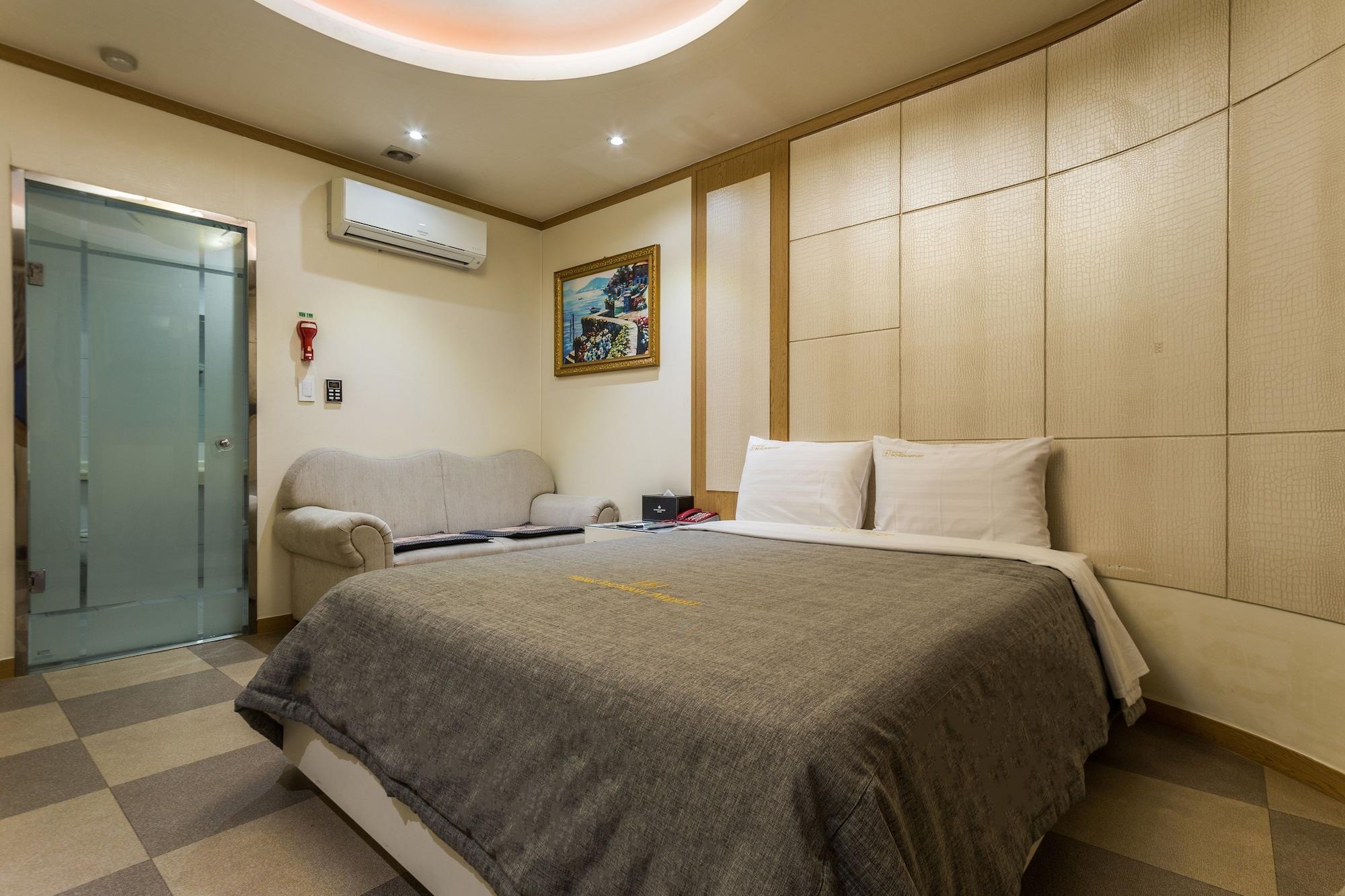 Airport Hotel